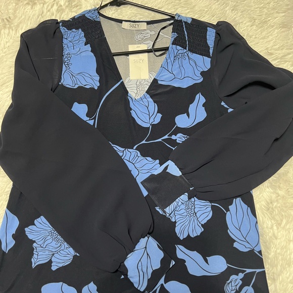 Shirts blouses - Picture 3 of 6